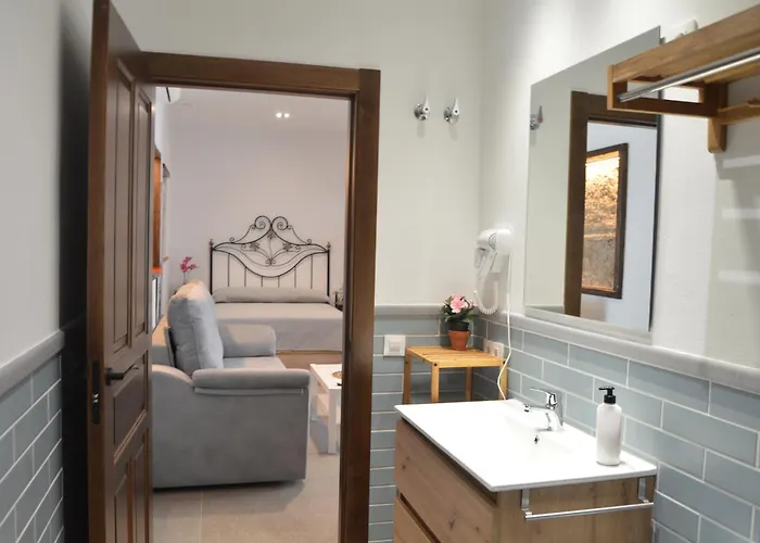 Plazuela Arco El Portillo * قرطبة