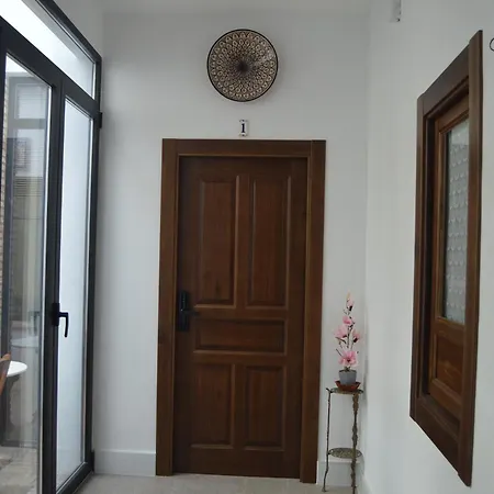 Plazuela Arco El Portillo Apartman *